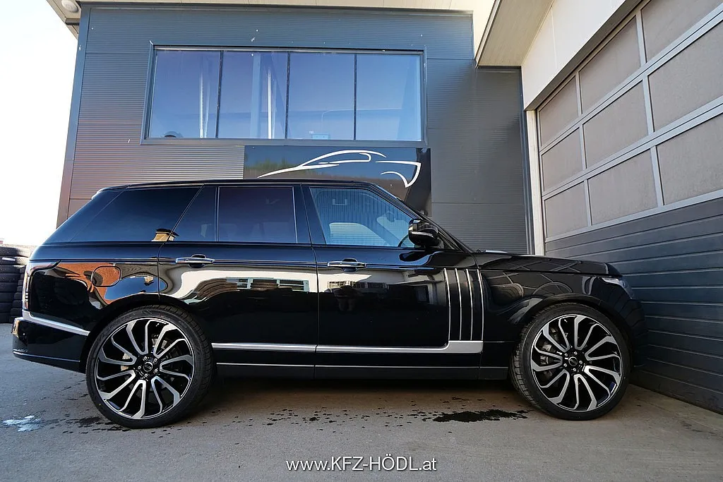 Land Rover Range Rover 4,4 SDV8 Autobiography Black Image 5